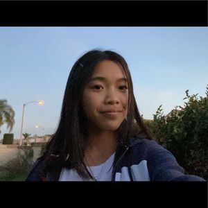 Meet your Posher, Selina